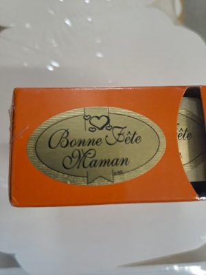 Etiquette adhésive Bonne Fête Maman x 500 unités